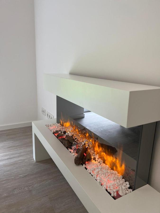 Luxurioeses Apartment Fuer 4 Personen, Neubau, Parkplatz Free Bochum Eksteriør billede